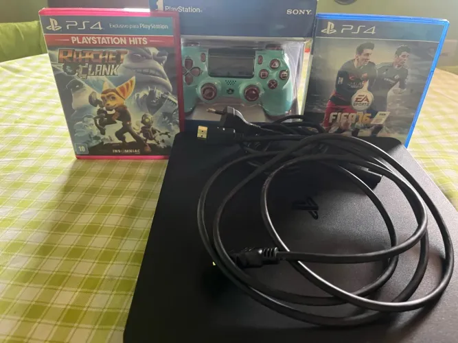 (Entrega apenas em Manaus) PS4 slim 500gb