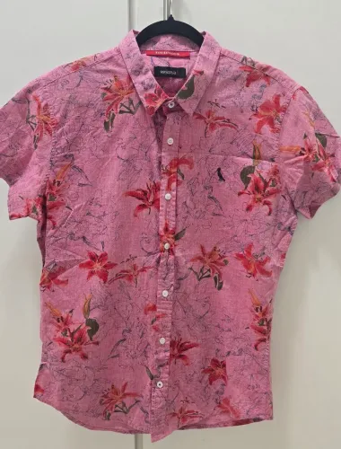 Camisa floral rosa reserva tamanho M