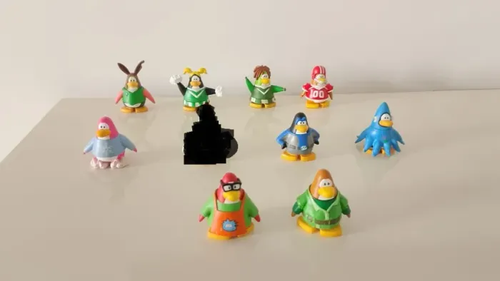 Club Penguin Bonecos Avulsos 