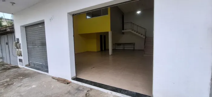 Aluguel de galpão / loja