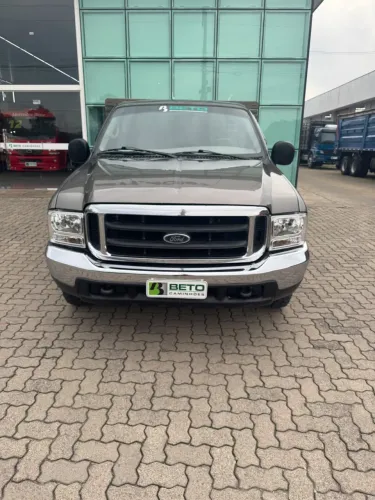 Ford F-350 3.9 8V Turbo Diesel Mec. 2001