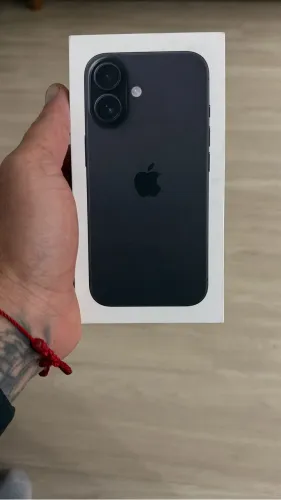 iPhone 16 51gb lacrado na cor preta