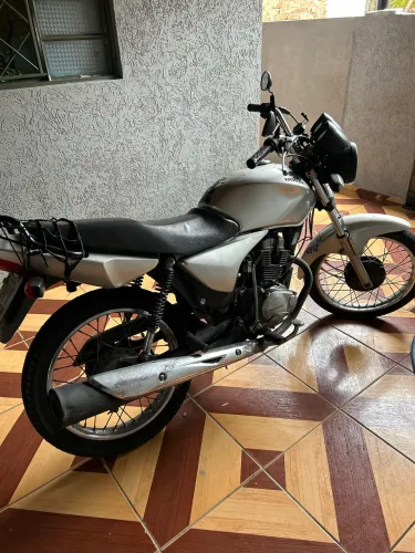Titan 150 KS 2006 R$ 8 mil