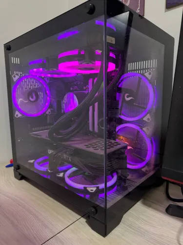 PC GAMER HIGH END - R7 5700x3d