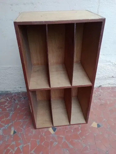Rack de madeira para discos de vinil 