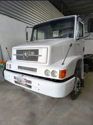 Caminhão Mercedes benz L-1620