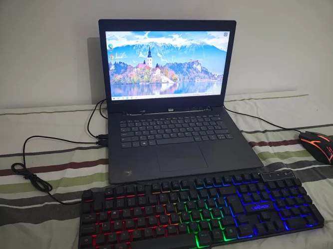 Notebook Lenovo Pronto para Uso | i3 6ª Geração | 8GB | SSD 240GB + Kit Gamer