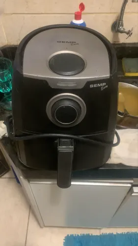 Air Fryer Easy da Semp Toshiba AF3015PR