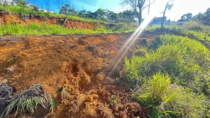 Terreno de 240m² no bairro que mais valoriza em Piúma -ES
