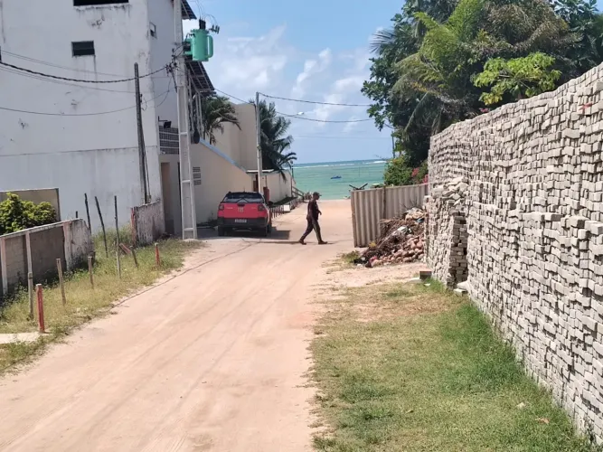 A 600 METROS DA PRAIA DE PEROBA!