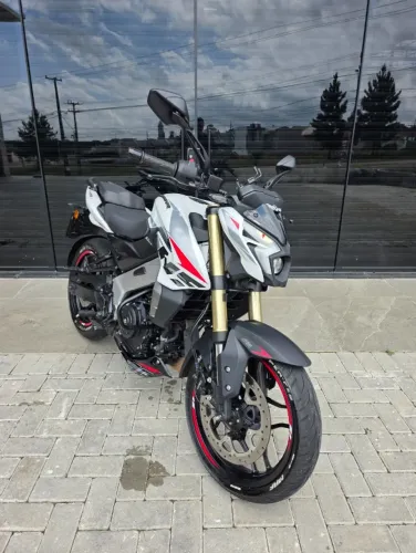 Bajaj Dominar NS400Z 2026