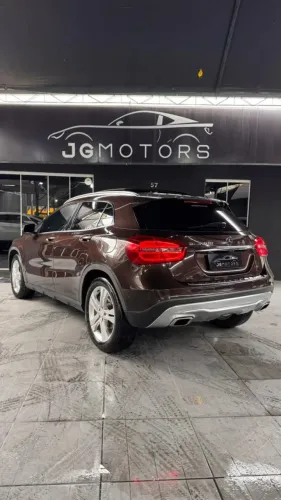 Mercedes-Benz GLA 200 Adv. 1.6/1.6 TB 16V Flex Aut. 2015