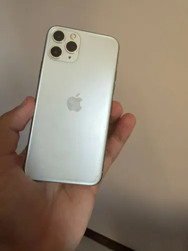 iPhone 11 Pro 256 gb Excelente estado tela trocada com garantia
