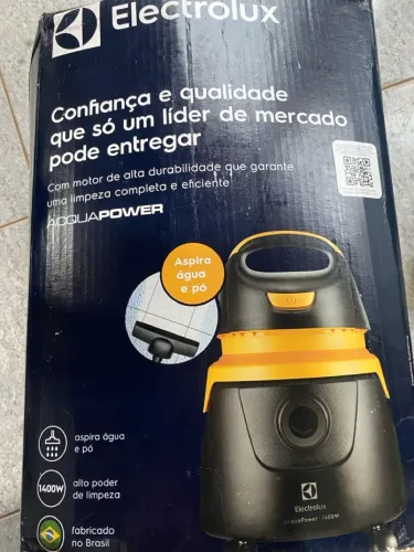 Aspirador de pó e líquidos 