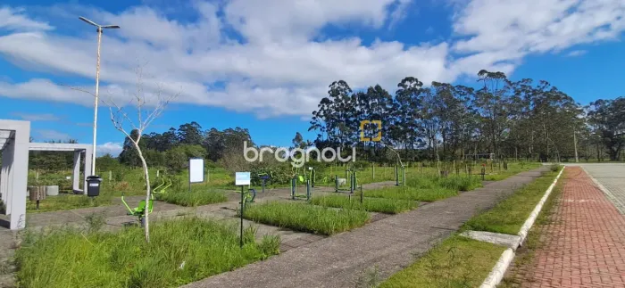 Terreno com escritura em Loteamento em Canasvieiras