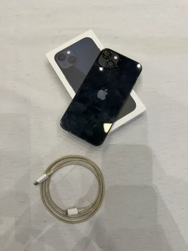iPhone 13 - 128GB