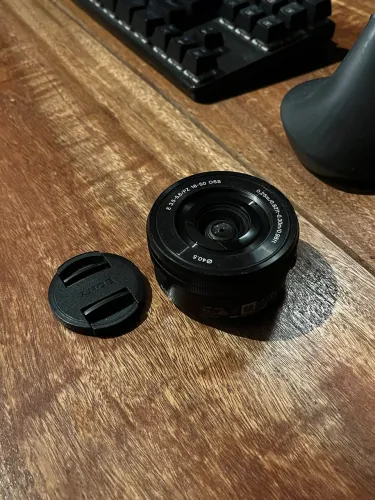 Vendo - Sony E PZ 16-50mm f/3.5-5.6 OSS (e-mount)