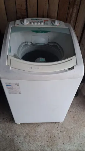 Vendo de barbada máquina de lavar roupa usada em bom estado!!!