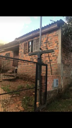 Alugo casa no jardim fiuza direto com proprietário!!