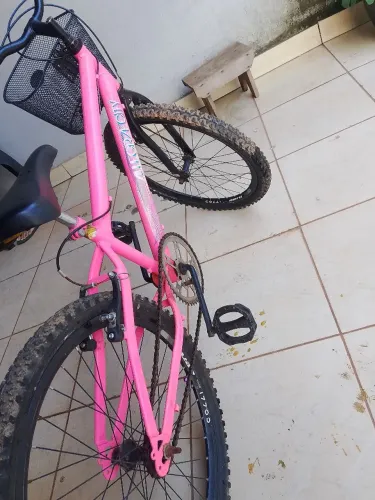 Bicicleta semi nova