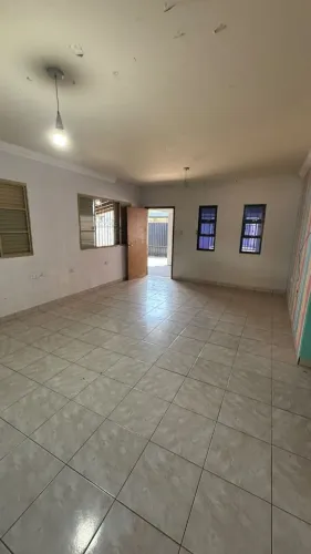 Casa com 2 Quarto(s) e 4 banheiro(s) para Alugar, 150 m² por R$ 4166 / Mês
