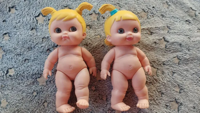 Dupla de bonecas antigas 