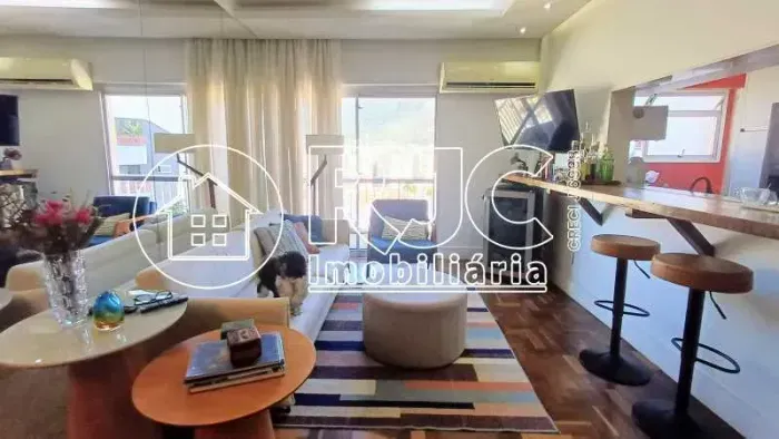Duplex para venda possui 150 metros quadrados com 3 quartos em Vila Isabel - Rio de Janeir