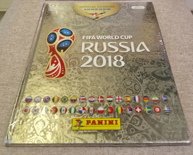 Álbum Copa 2018 capa dura prata lacrado
