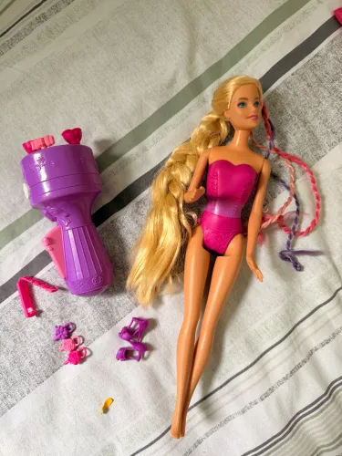 Barbie tranças mágicas