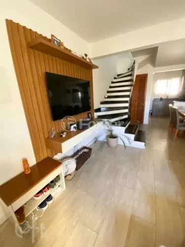 Casa em Condomínio à venda Rua Treze de Maio, Rio Branco - Canoas
