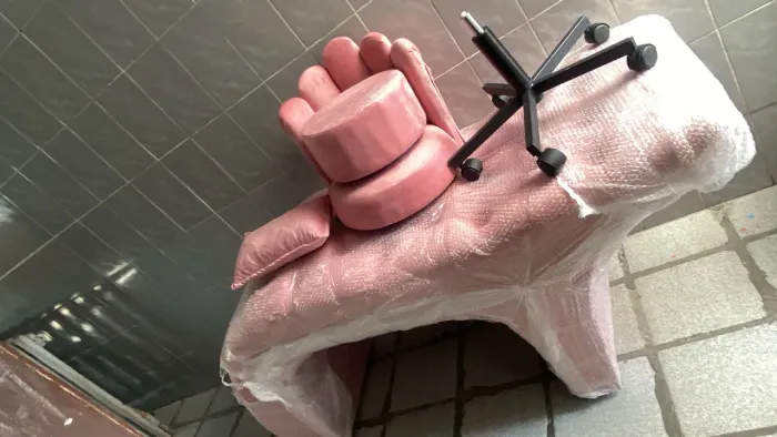 Maca estética profissional + cadeira giratória, escada puf, travesseiro e luminária lua
