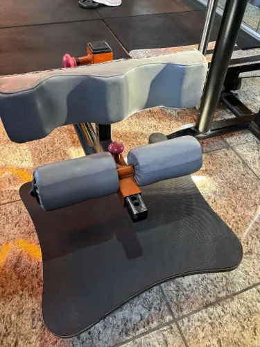 Banco Sissy Squat