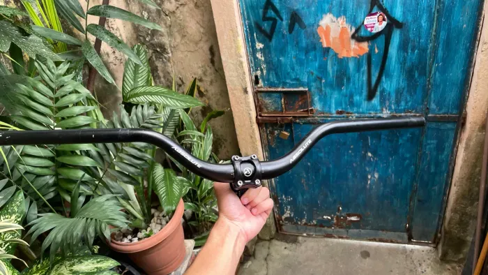 Mesinha é guidão de bike 