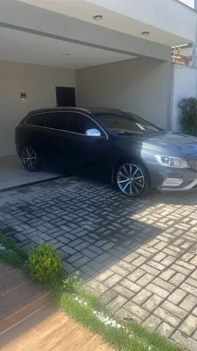 Volvo V60 T-5 R-desing 2.0 5P 2015