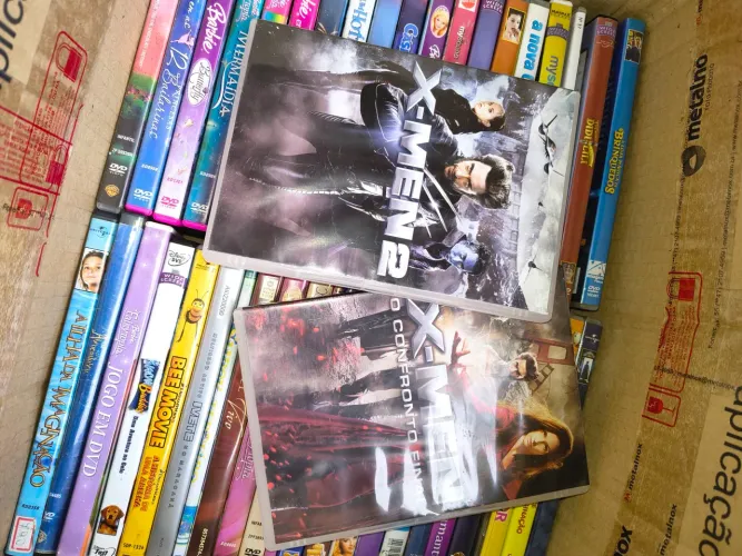 Conjunto de DVDs