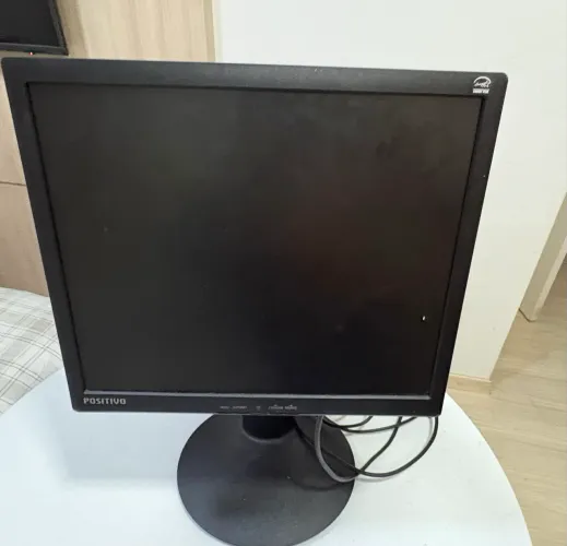 Monitor 17 polegadas Positivo