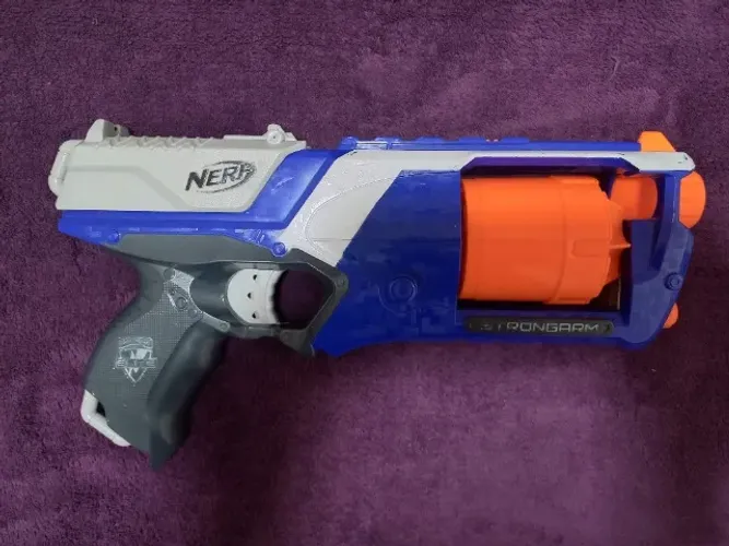Brinquedo NERF - STRONGARM