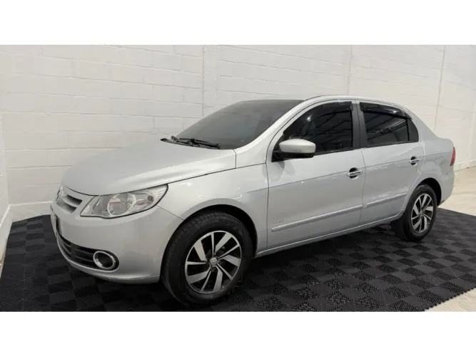 Volkswagen Voyage Comf/highli. 1.6 MI T.flex 8V 4P 2013