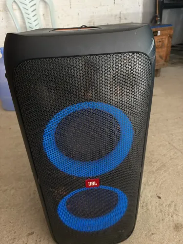 Caixa de som JBl PartyBox 310