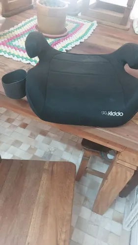 Vendo assento com ISOFIX EM ÓTIMO ESTADO.