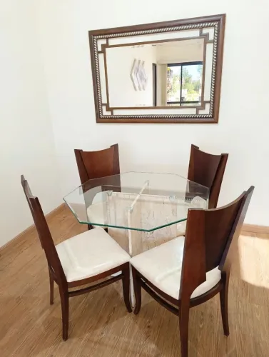 Mesa Jantar 4 Lugares - Mármore Travertino + Vidro + Cadeiras Madeira Maciça