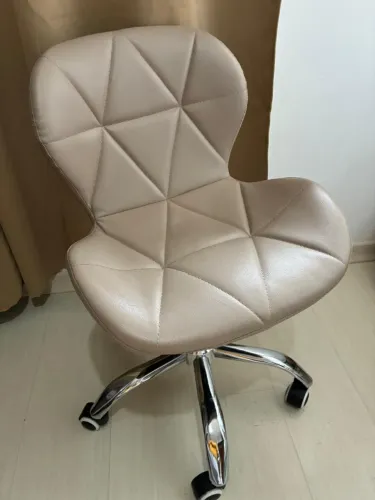 Cadeira De Escritório Slim Ergonômica Em Couro Giratória 360