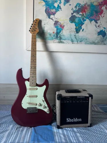 Guitarra Strinberg STS-100 Vermelha + Amplificador Sheldon GT 1200