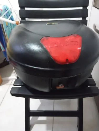 Baú de moto