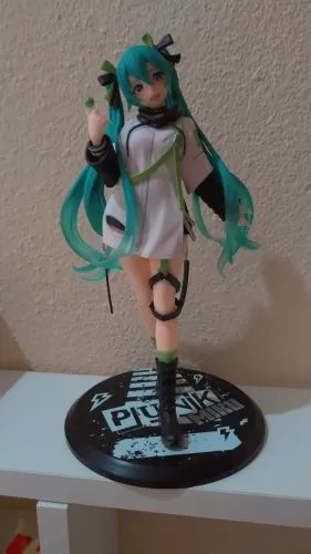 hatsune miku punk