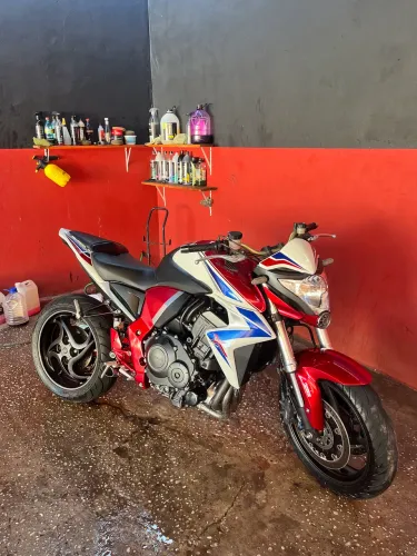 Cb 1000r