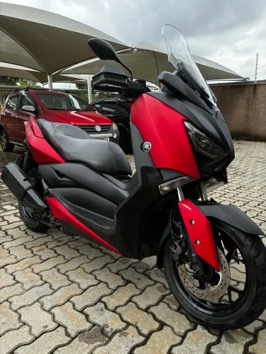 Yamaha XMAX 250 ABS 20/21 - 13.600 km - muito conservada