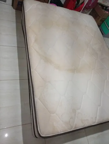 Doação colchão de casal, molas ensacadas com pillow top