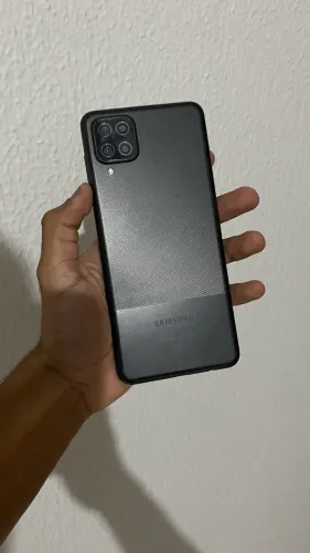 Samsung A12