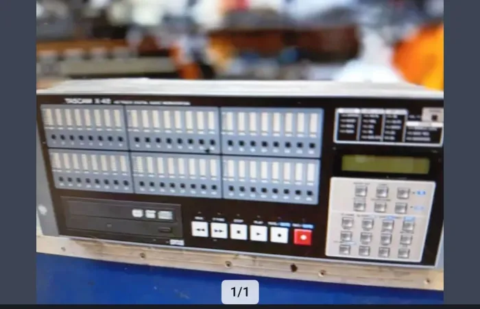 Gravador digital Tascam X 48